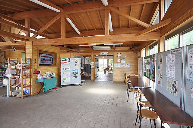埼玉県吉見町,道の駅いちごの里よしみ,休憩所,トイレ